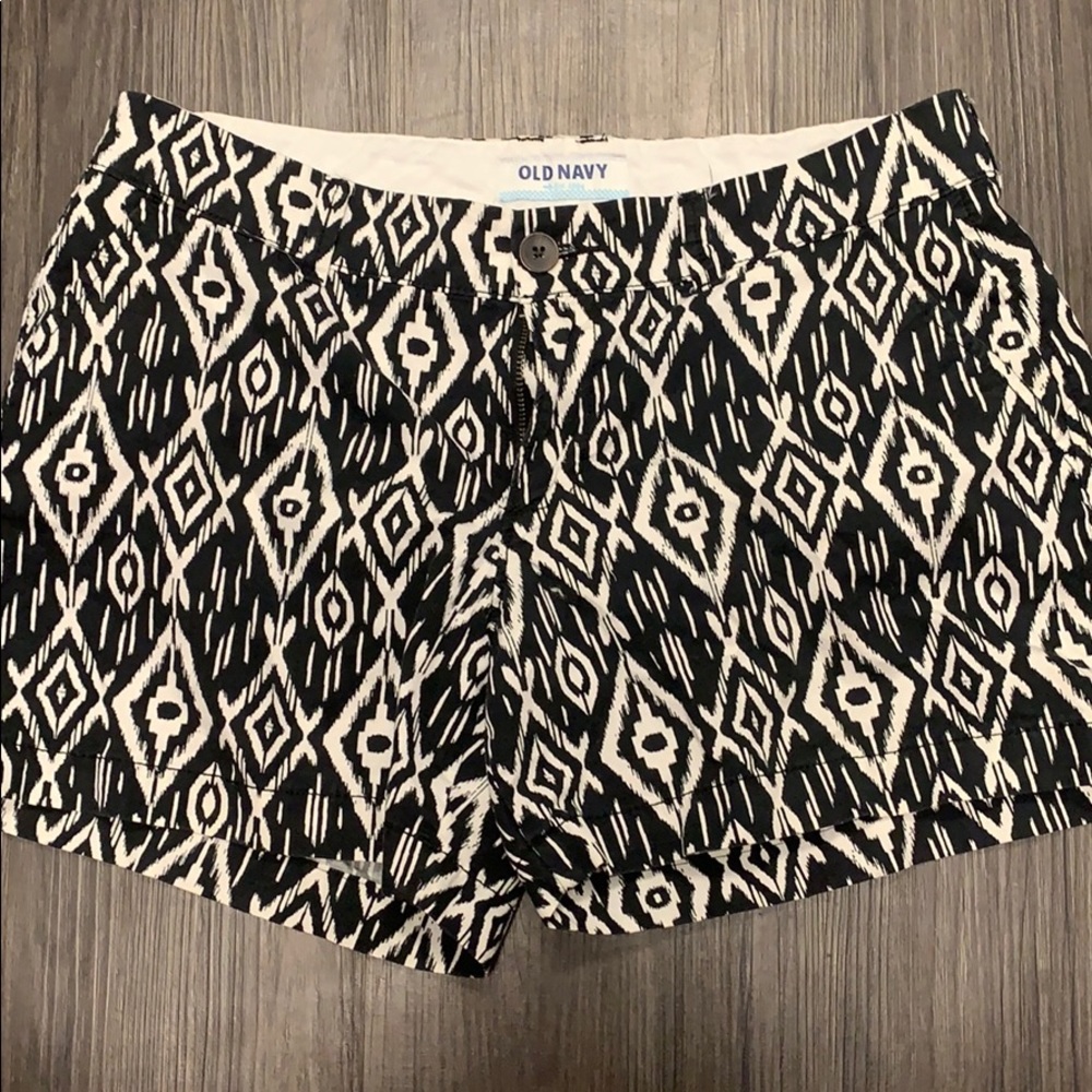 Old Navy Patterned Shorts!